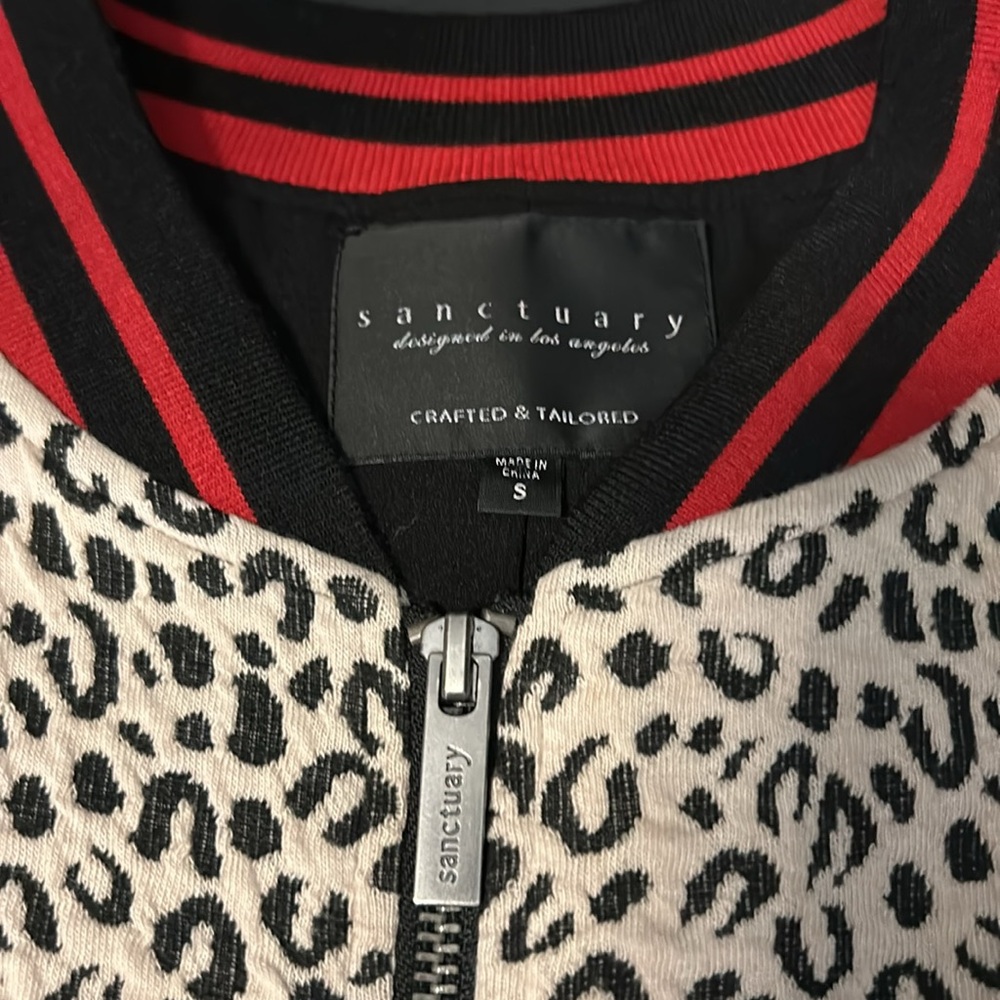 Sanctuary by Theory Leopard Print Medium Length Jacket-Size Small. - Picture 5 of 9